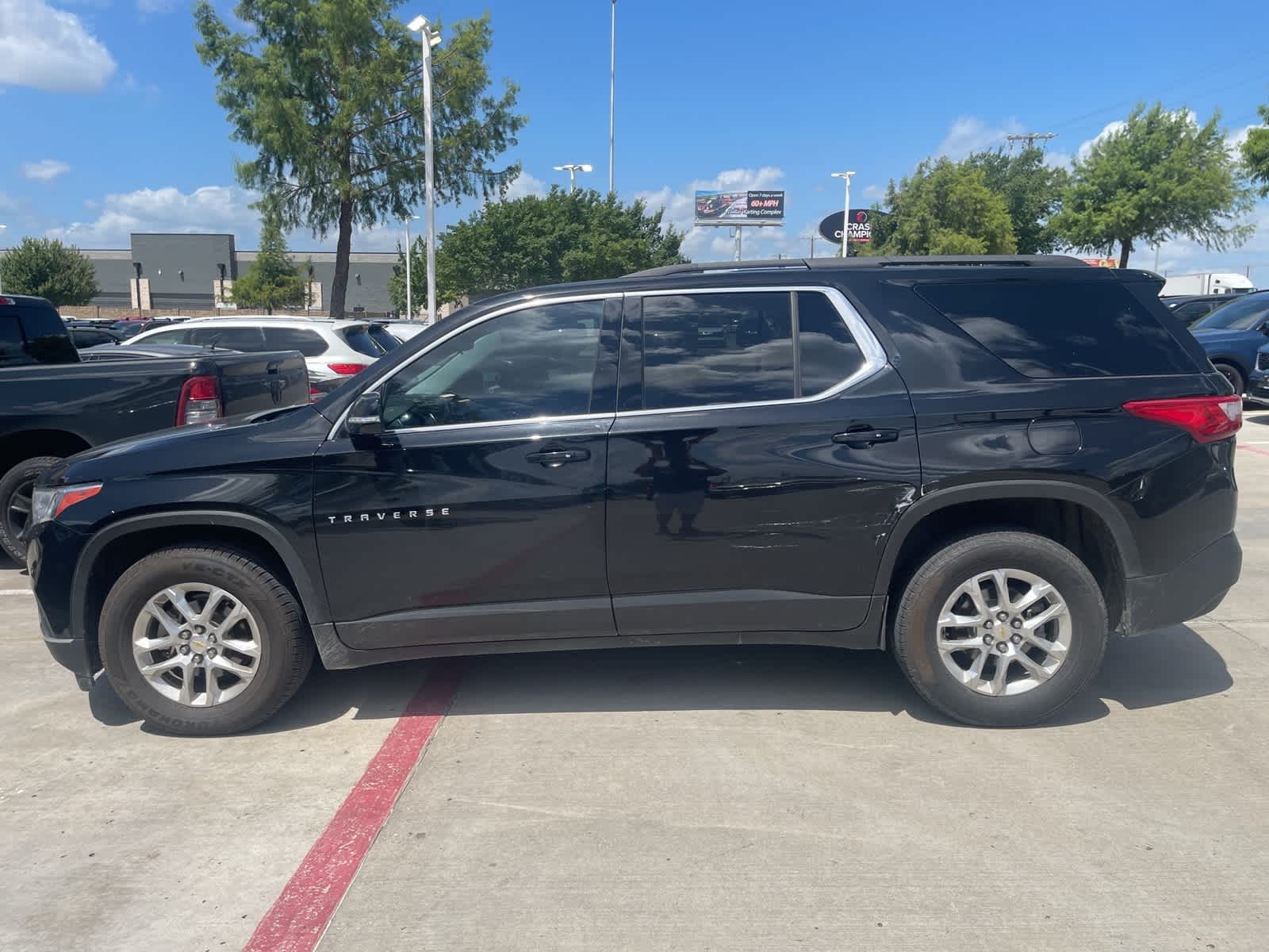 2020 Chevrolet Traverse LT Cloth 8