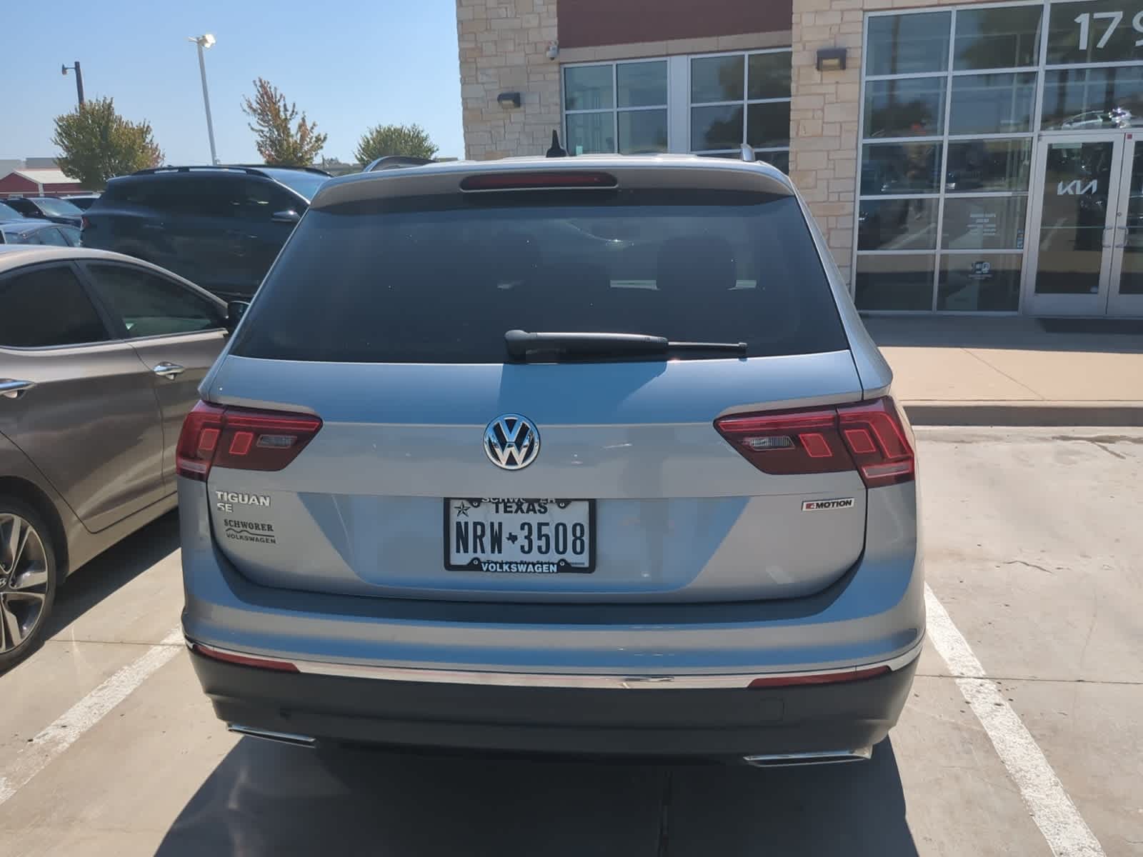 2020 Volkswagen Tiguan SE 6