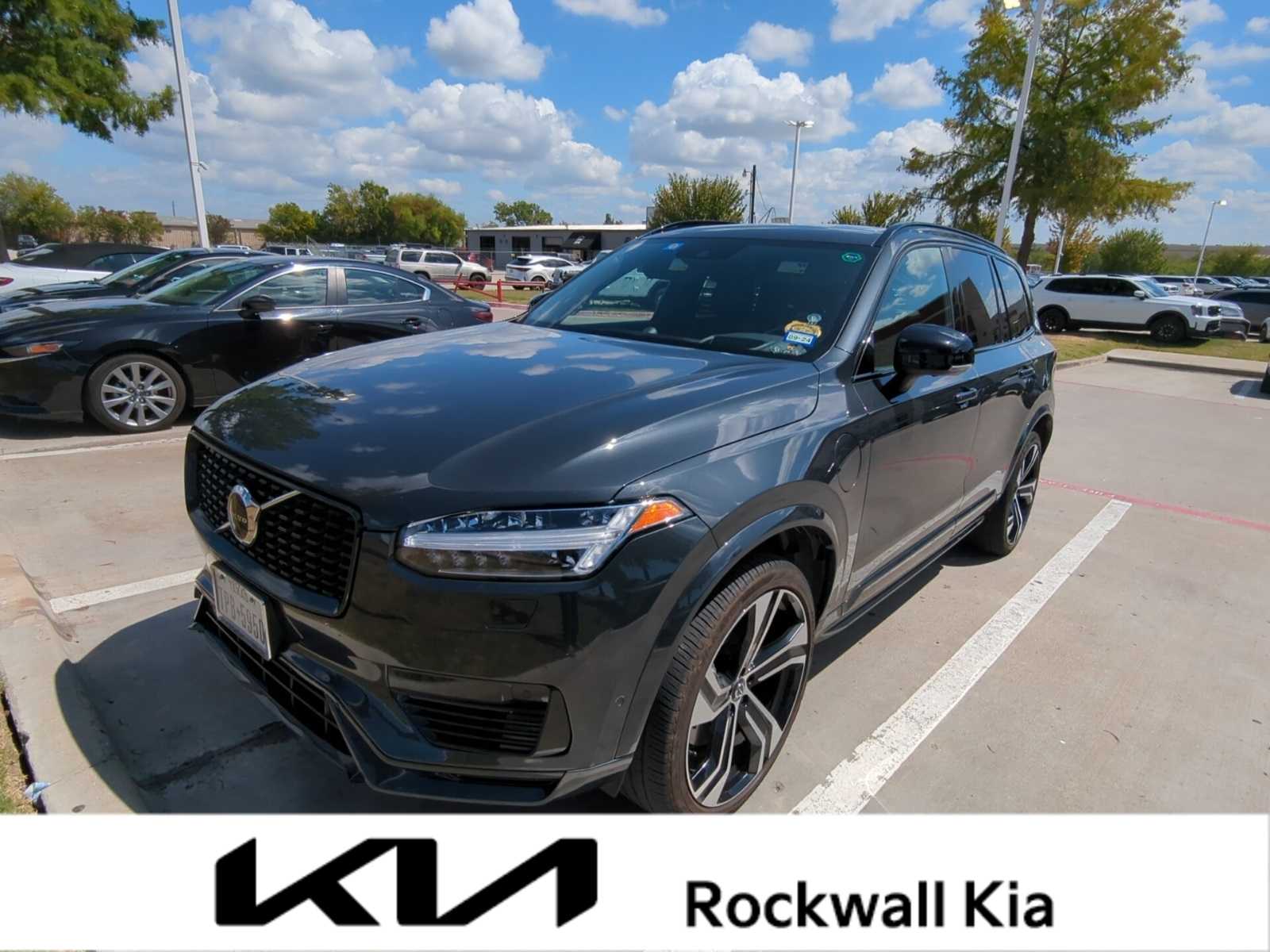 2021 Volvo XC90 R-Design 1