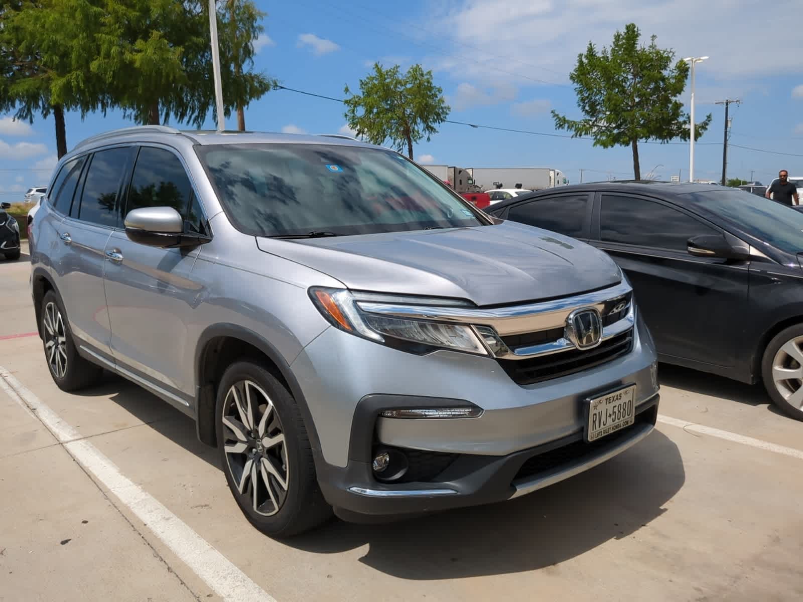 2021 Honda Pilot Touring 7-Passenger 3