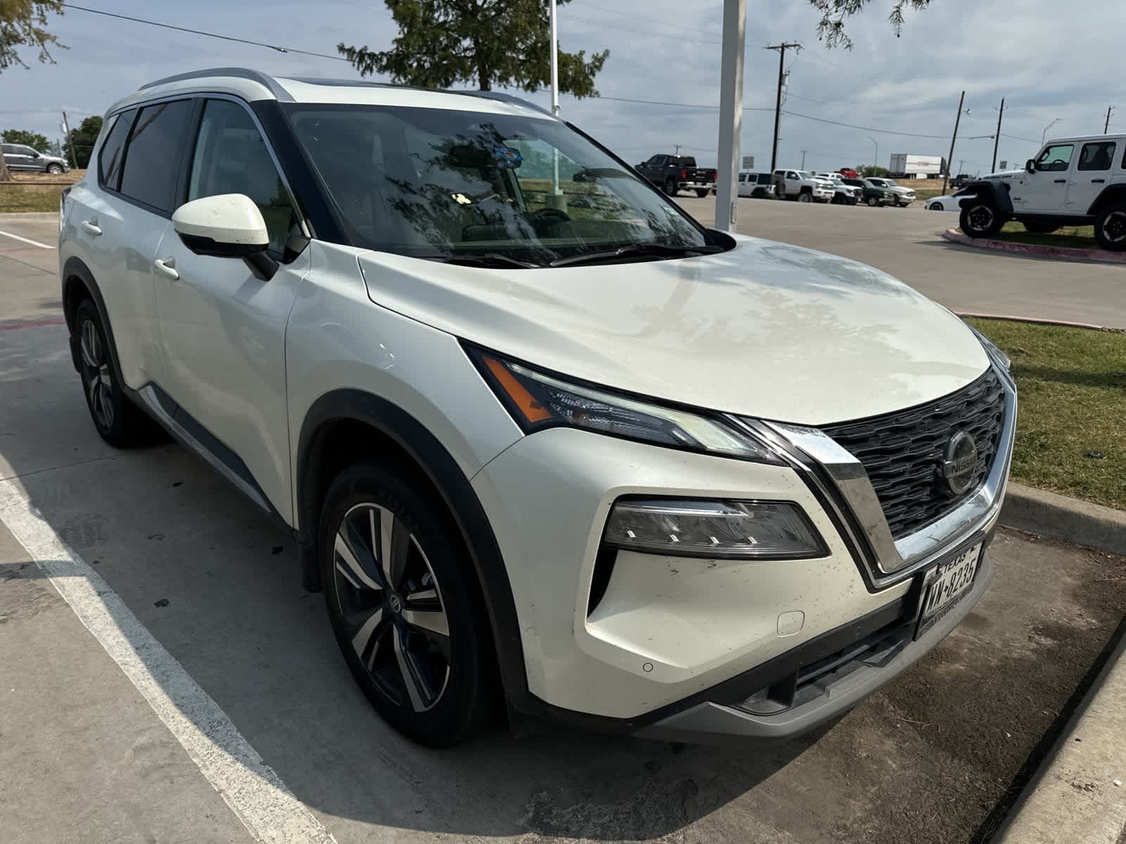 2021 Nissan Rogue SL 3