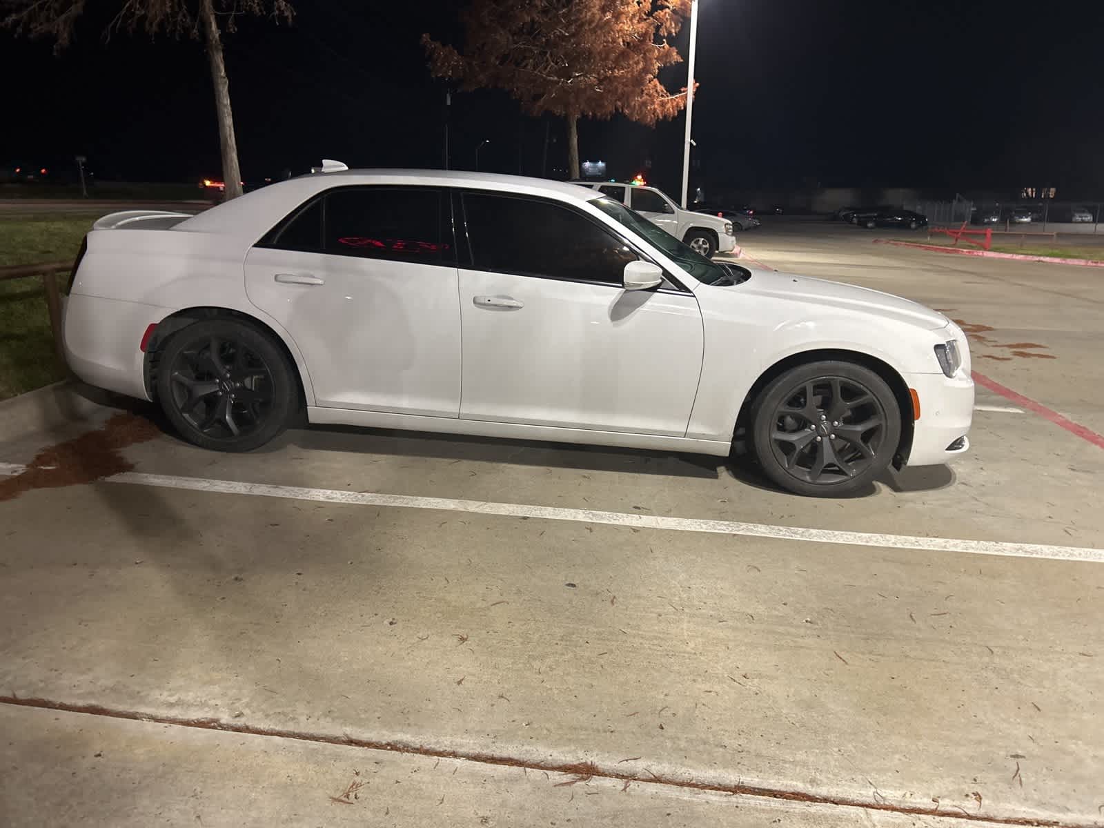 2021 Chrysler 300 300S 3