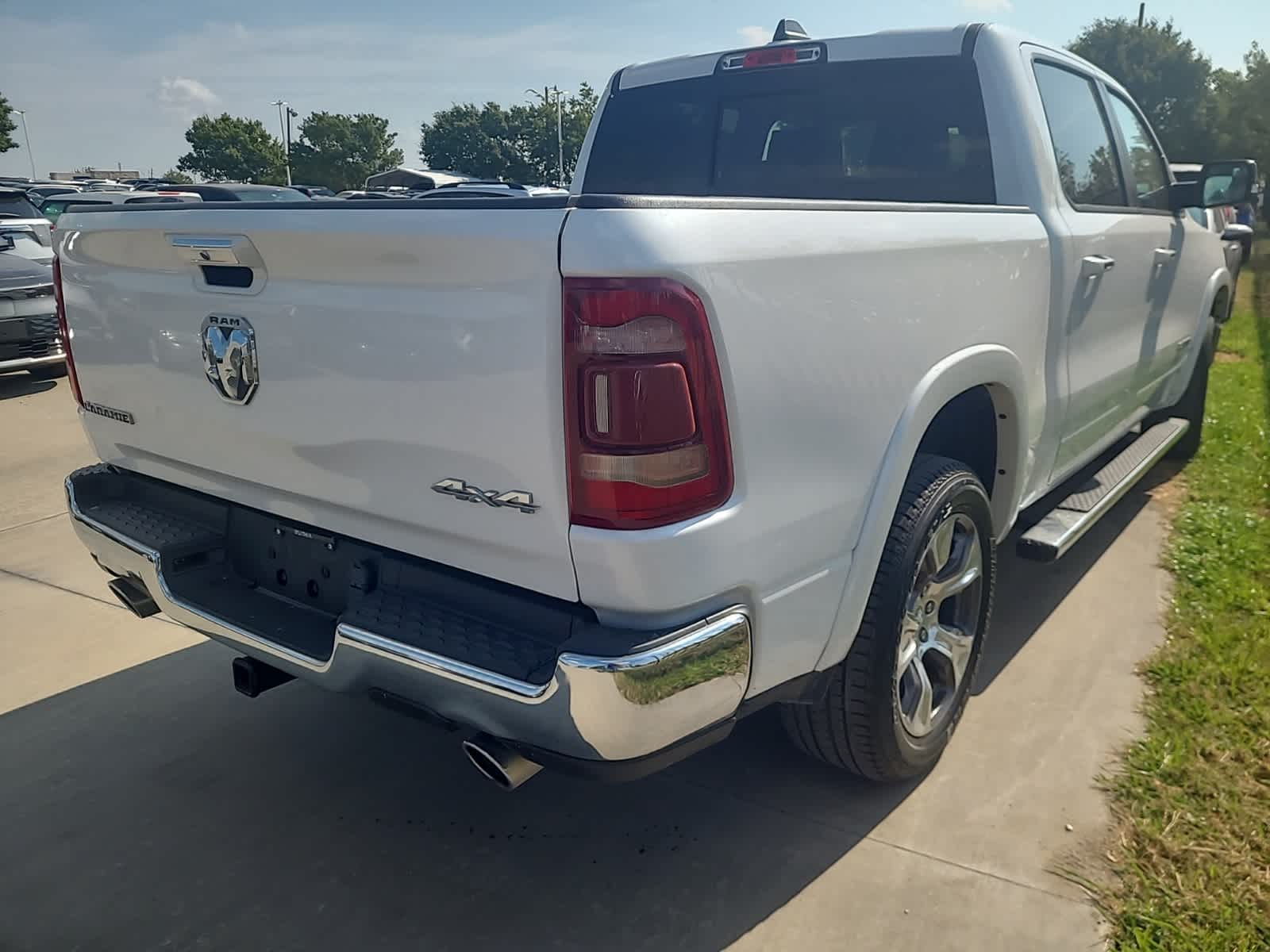 2021 Ram 1500 Laramie 4x4 Crew Cab 57 Box 3