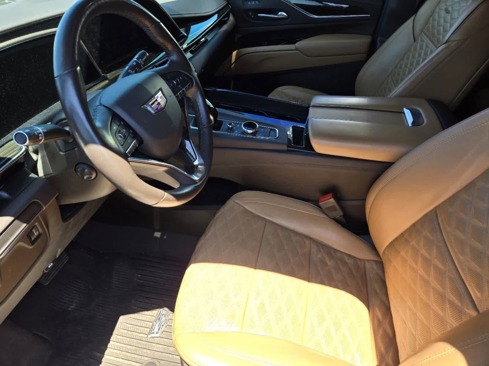2021 Cadillac Escalade Premium Luxury 11