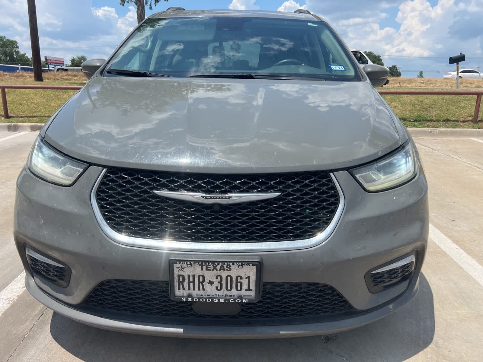 2021 Chrysler Pacifica Touring 2