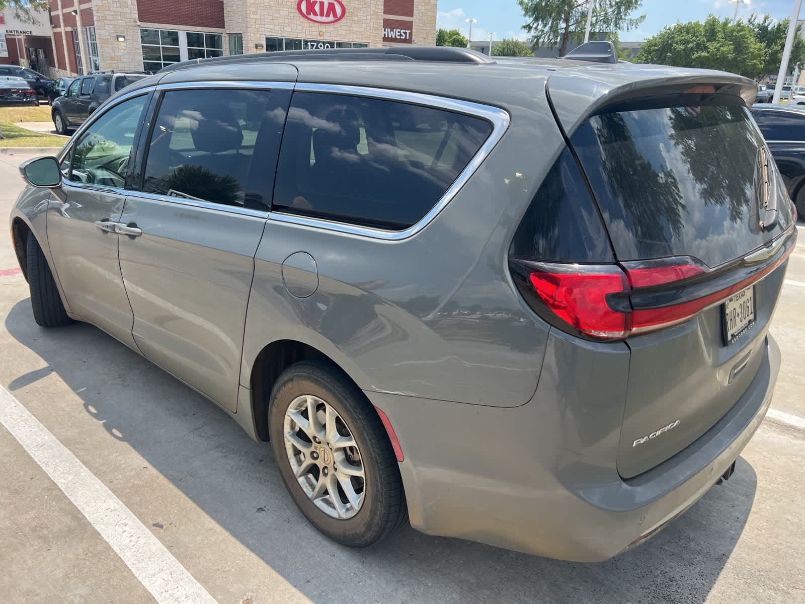 2021 Chrysler Pacifica Touring 7