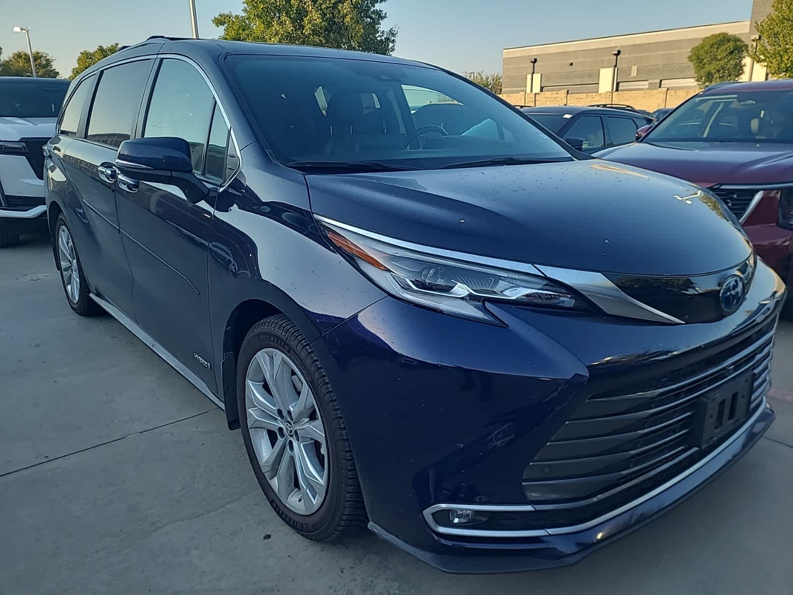 2021 Toyota Sienna Platinum 2