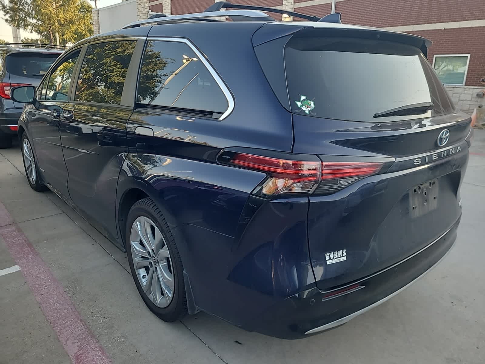 2021 Toyota Sienna Platinum 5