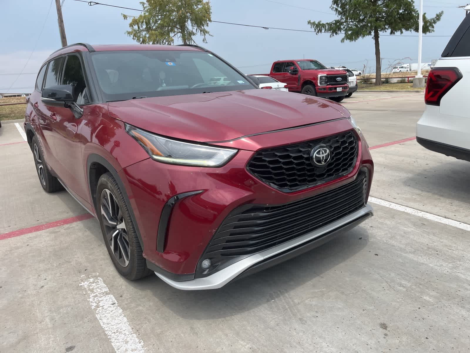 2021 Toyota Highlander XSE 2