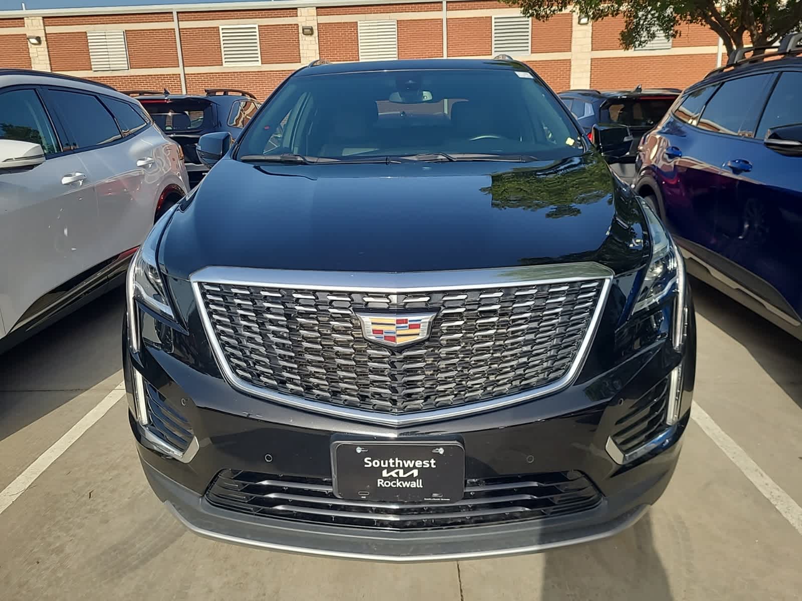 2021 Cadillac XT5 FWD Premium Luxury 2