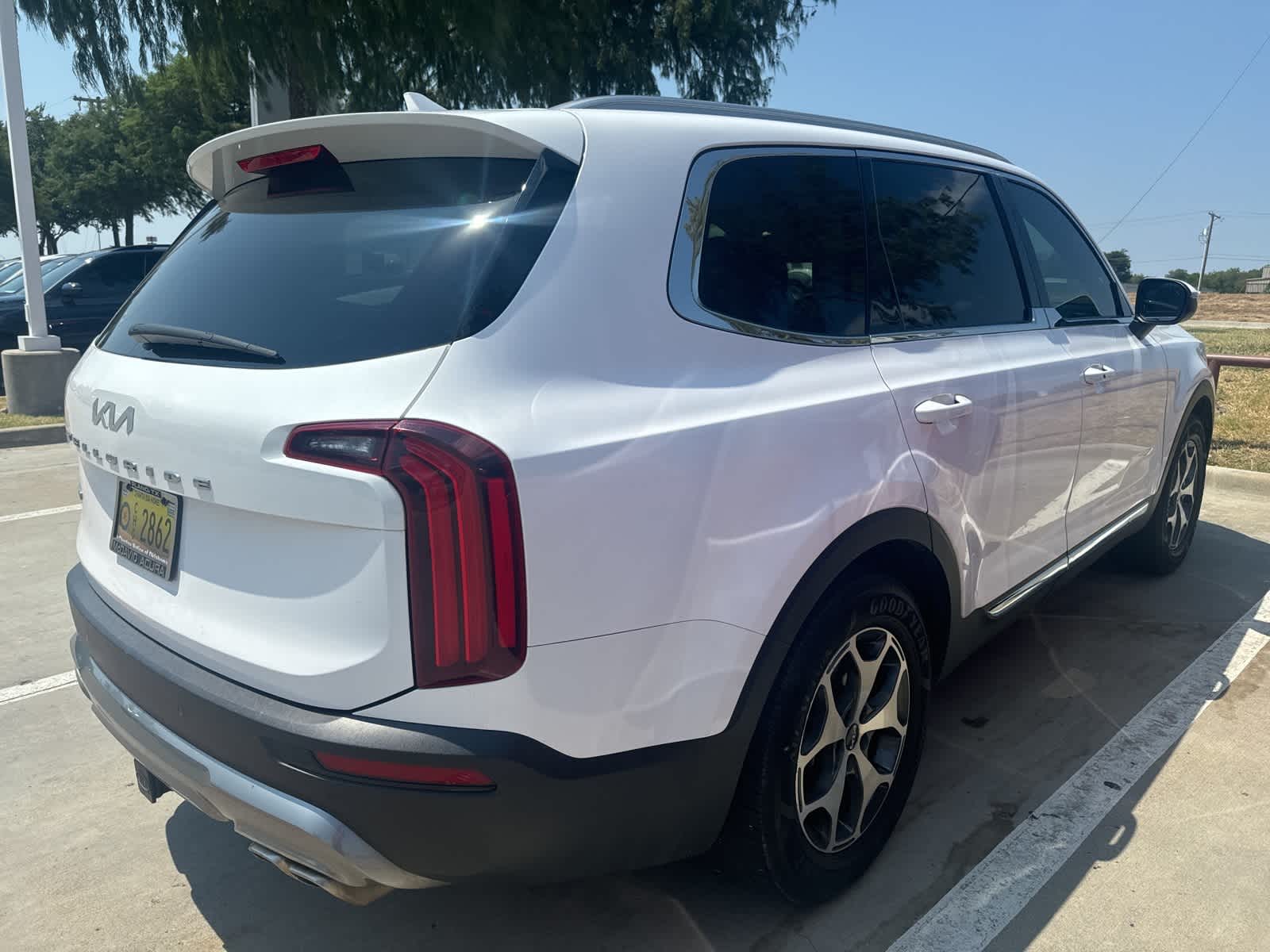 2022 Kia Telluride EX 3