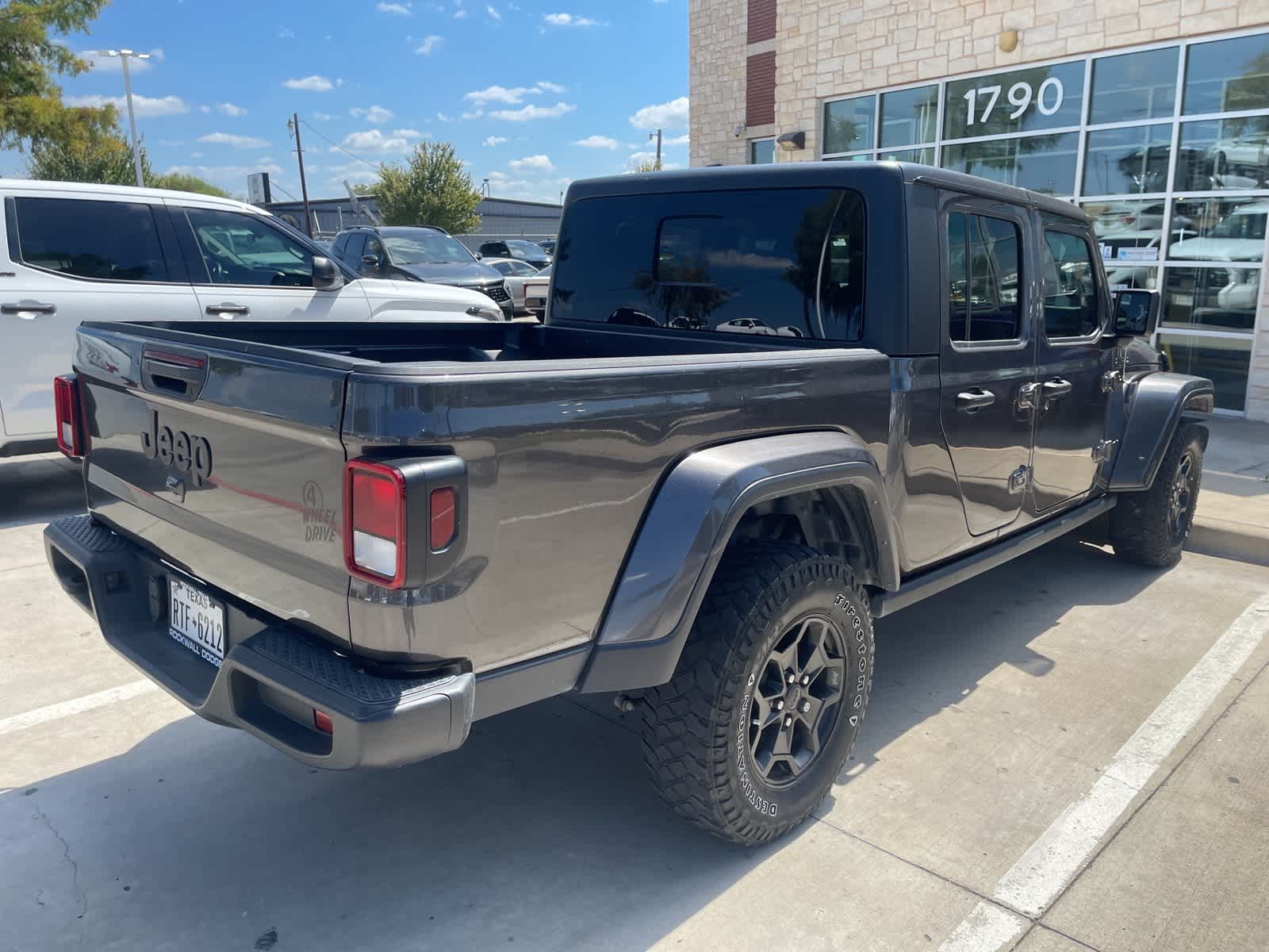 2022 Jeep Gladiator Willys Sport 4x4 4