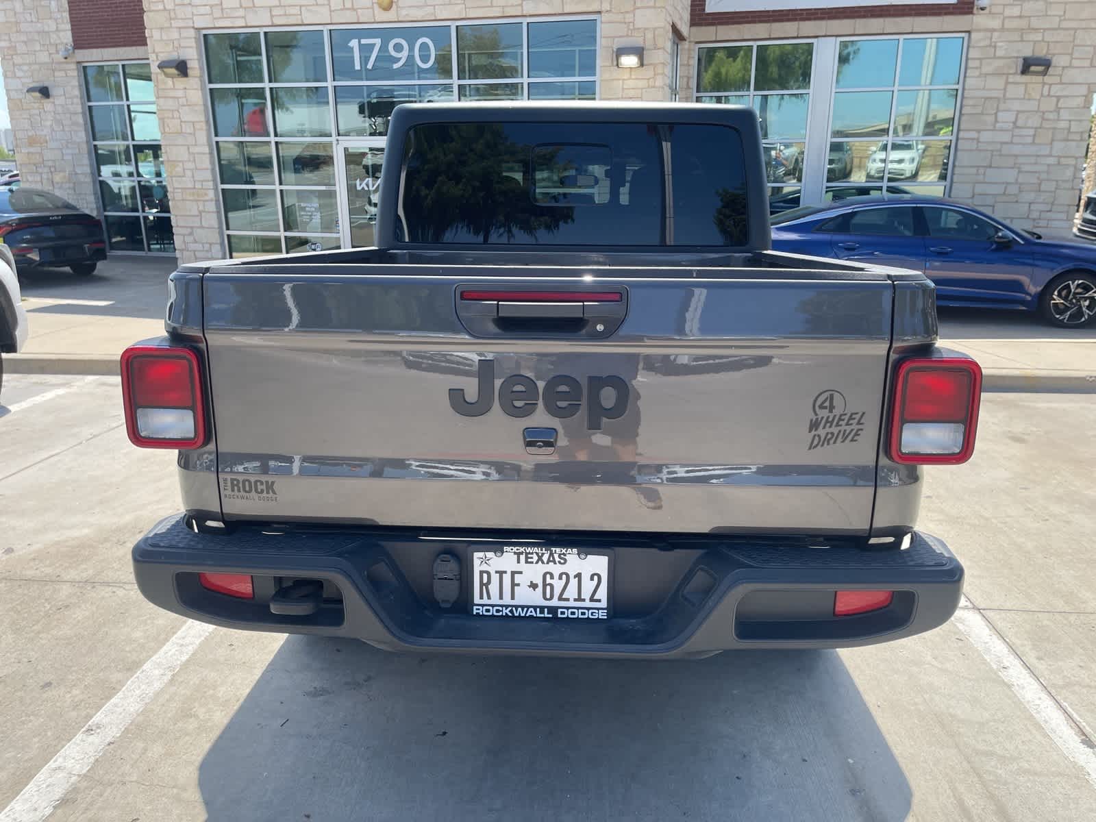 2022 Jeep Gladiator Willys Sport 4x4 5