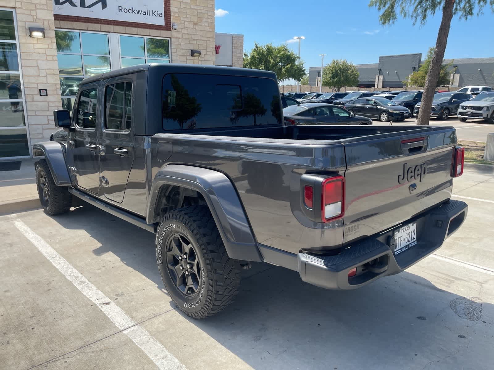 2022 Jeep Gladiator Willys Sport 4x4 6