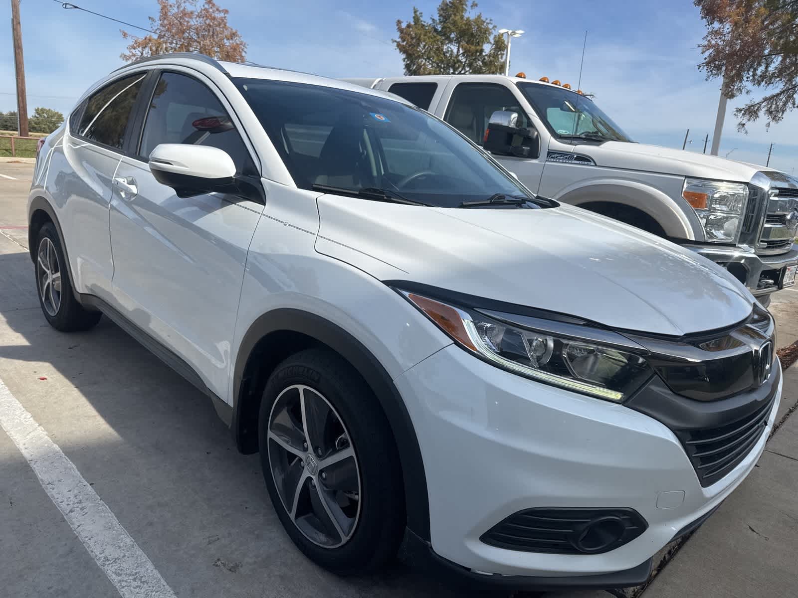 2022 Honda HR-V EX 3