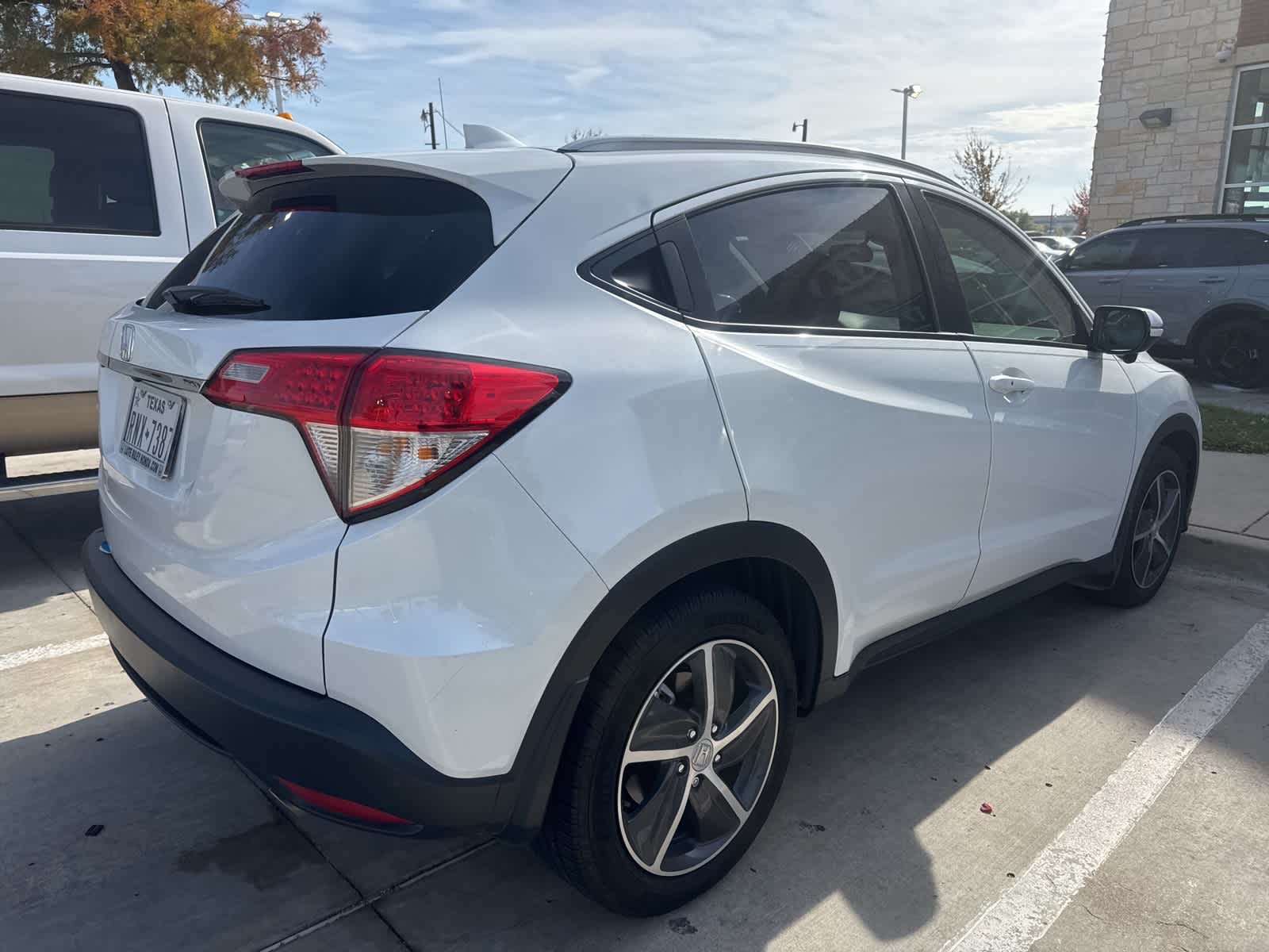 2022 Honda HR-V EX 5