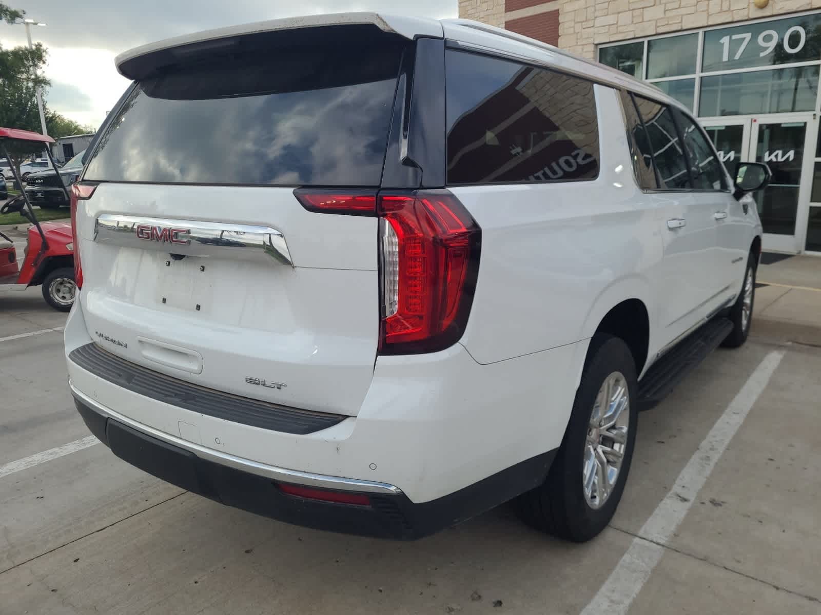 2022 GMC Yukon XL SLT 5