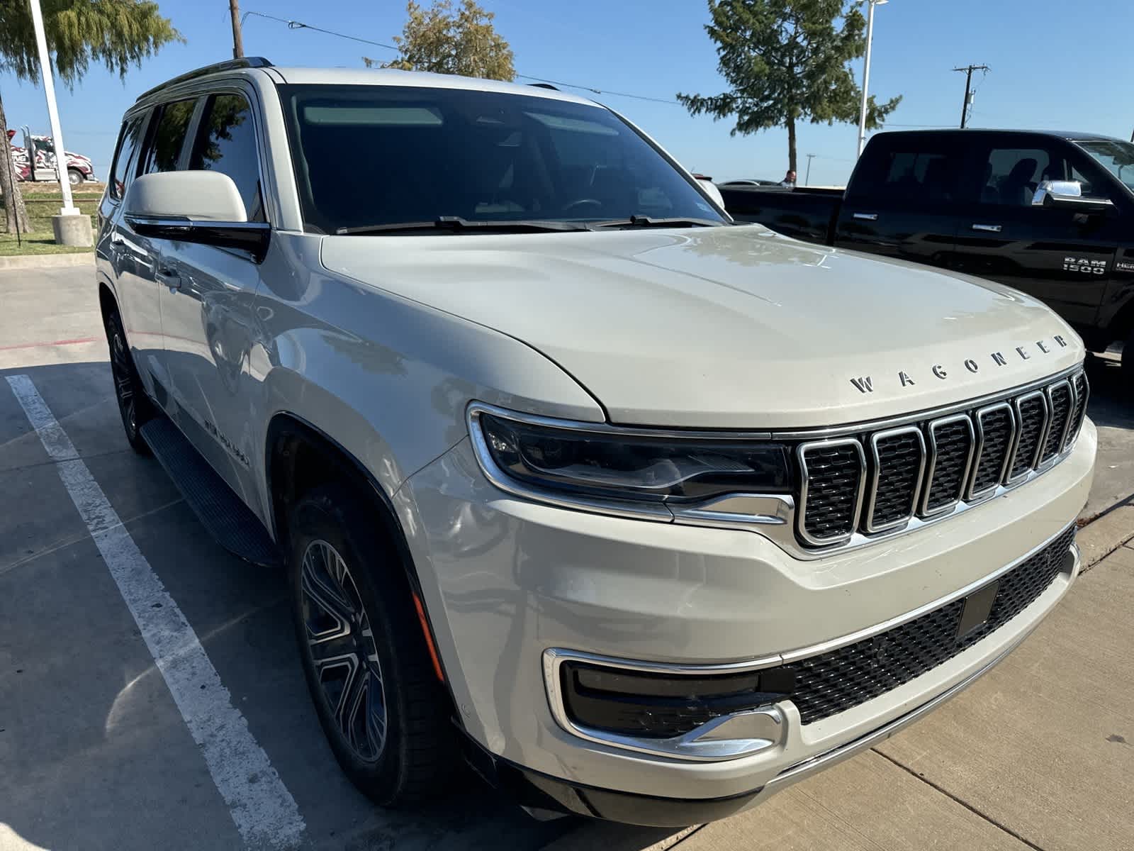 2022 Jeep Wagoneer Series III 3