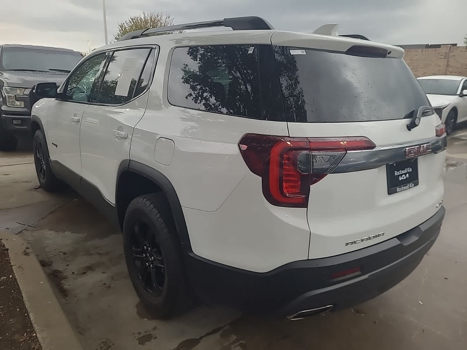 2022 GMC Acadia AT4 5