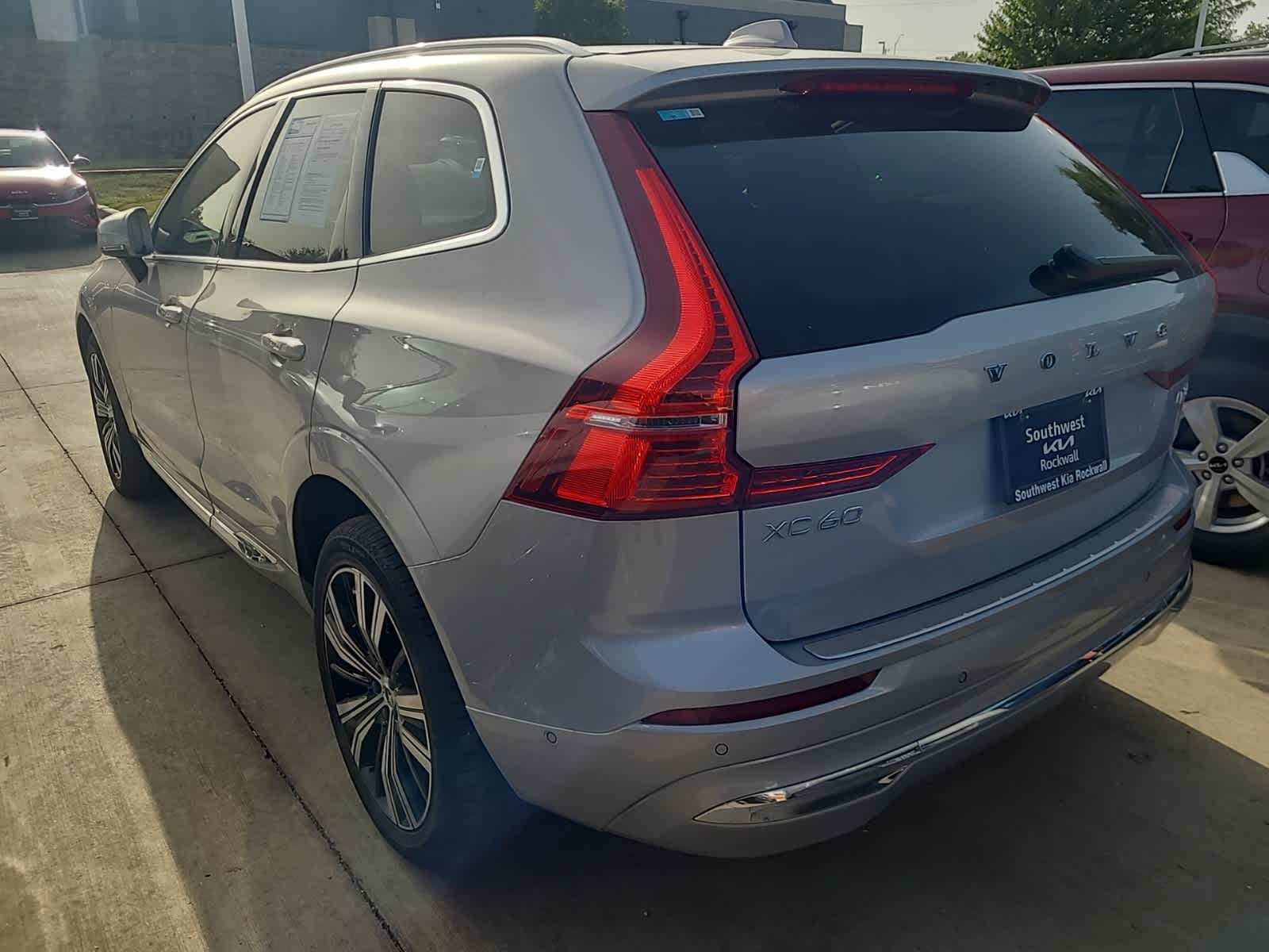 2023 Volvo XC60 Plus Bright Theme 5