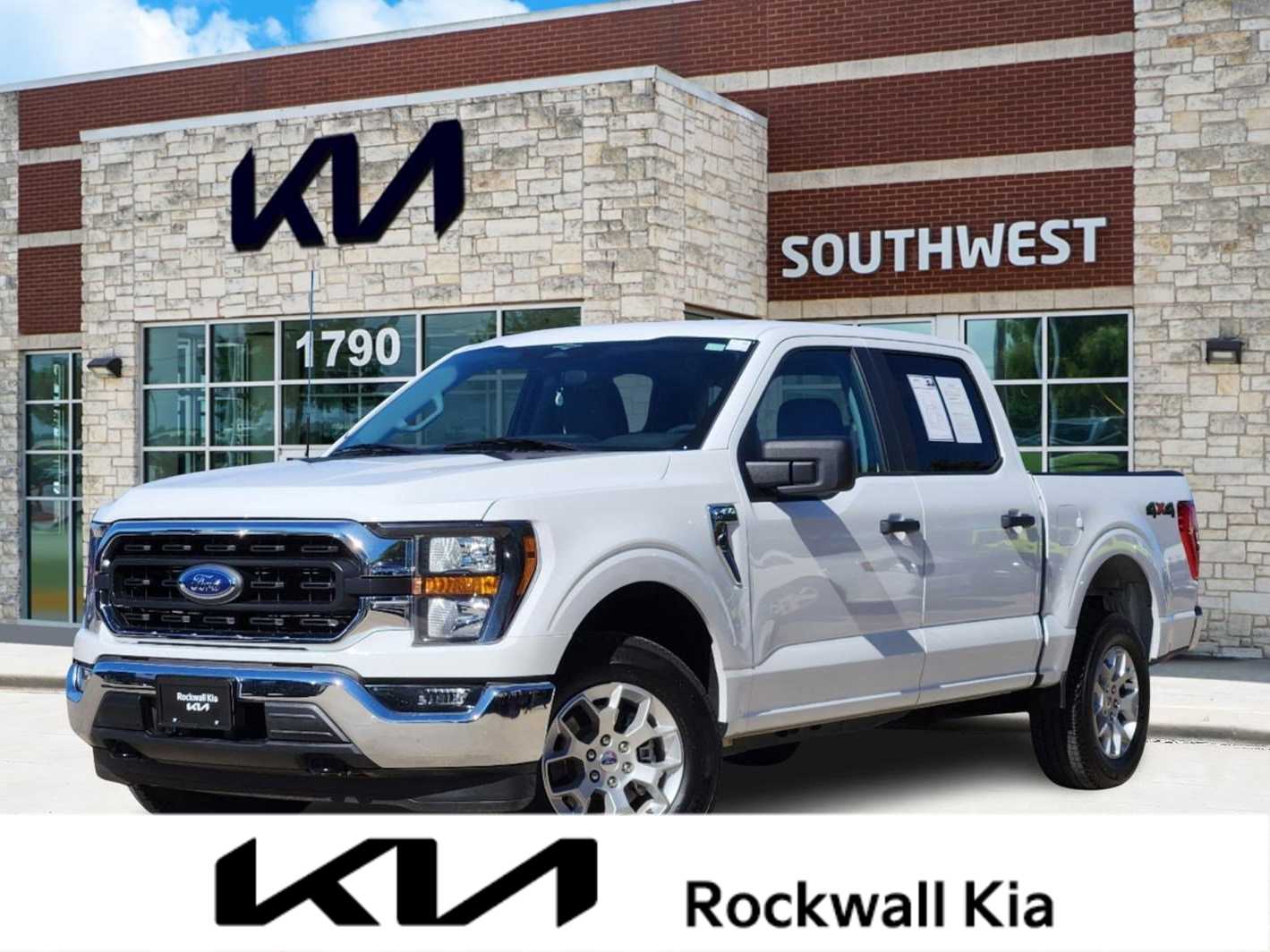 2023 Ford F-150 XLT 4WD SuperCrew 5.5 Box 1