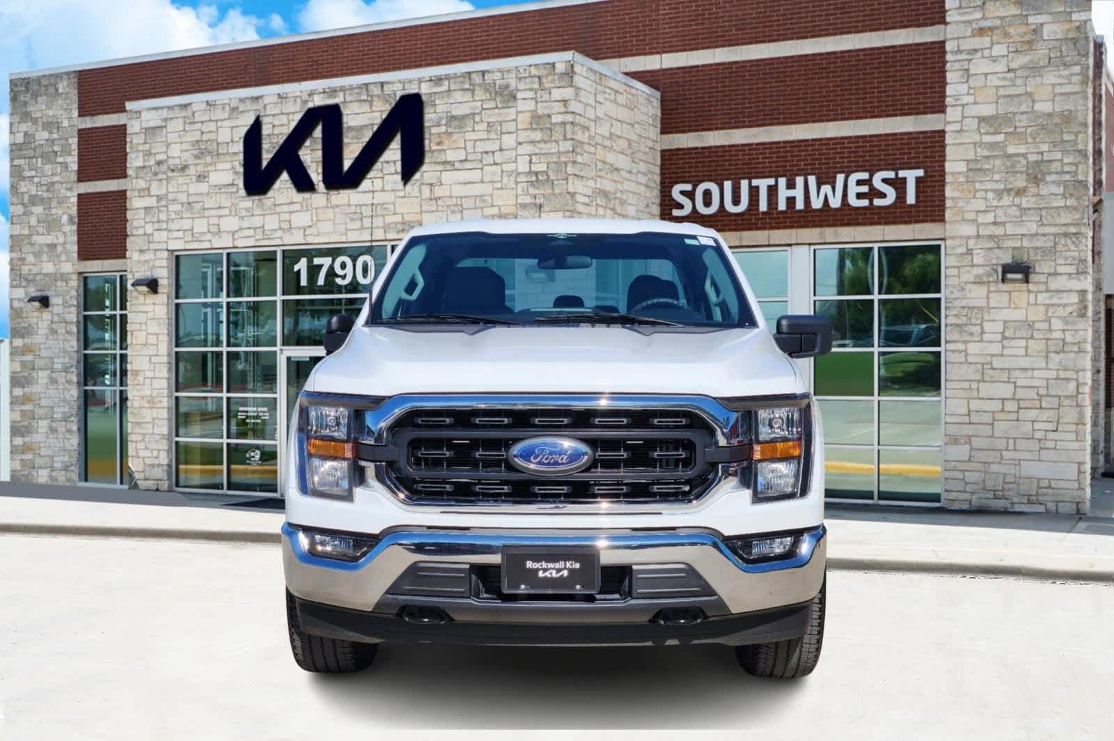 2023 Ford F-150 XLT 4WD SuperCrew 5.5 Box 6