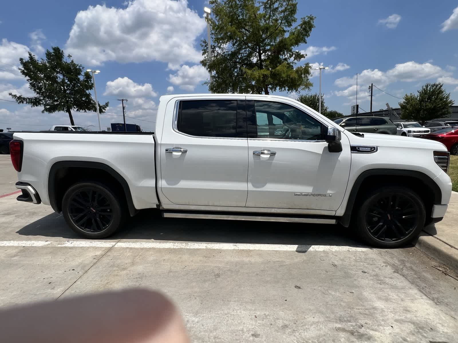 2023 GMC Sierra 1500 Denali 4WD Crew Cab 147 4