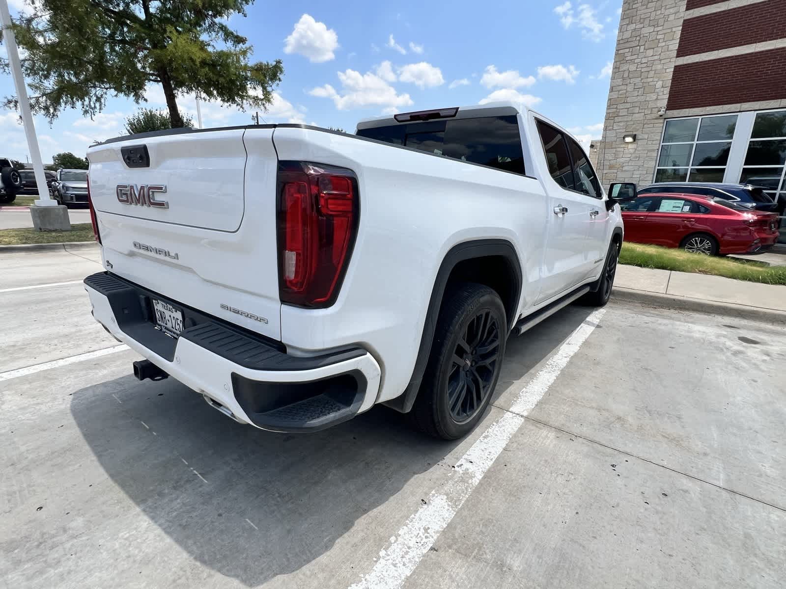 2023 GMC Sierra 1500 Denali 4WD Crew Cab 147 5