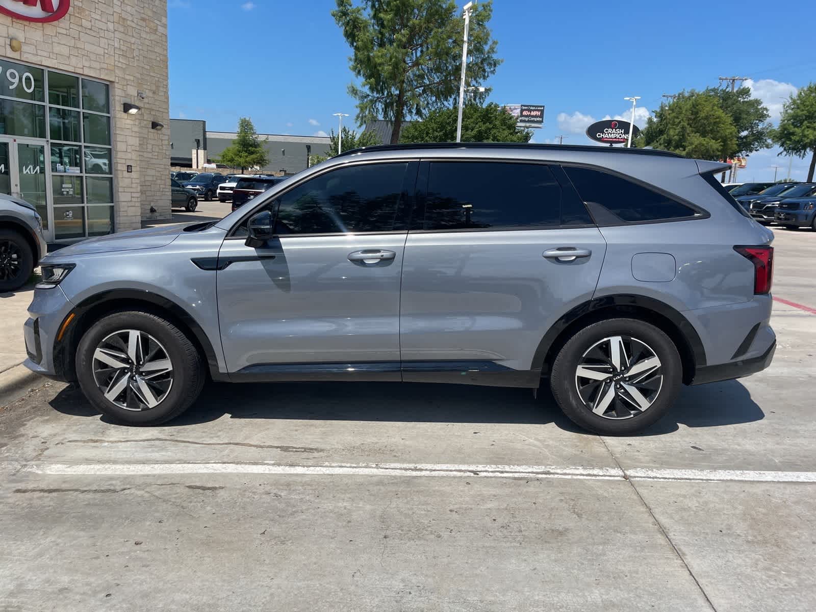 2023 Kia Sorento S 7