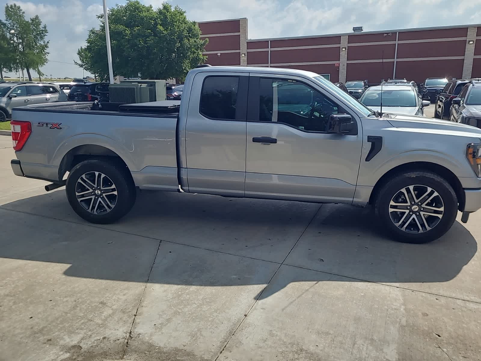 2023 Ford F-150 XL 4