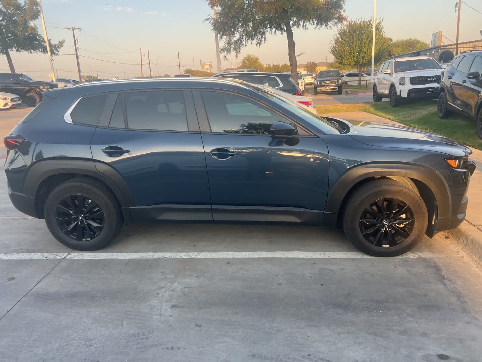 2023 Mazda CX-50 2.5 S Preferred Plus Package 3