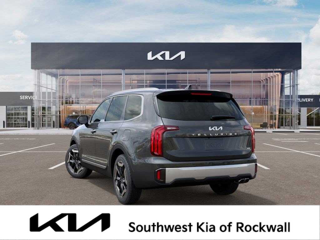 2024 Kia Telluride S 4