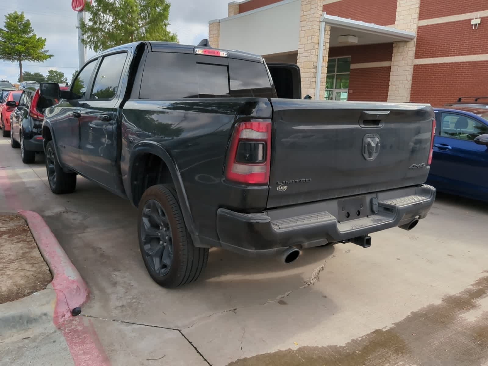 2024 Ram 1500 Limited 4x4 Crew Cab 57 Box 8