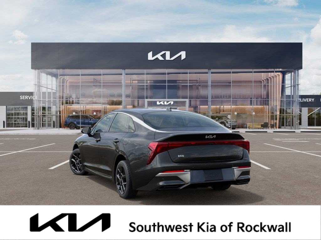 2025 Kia K5 LXS 4