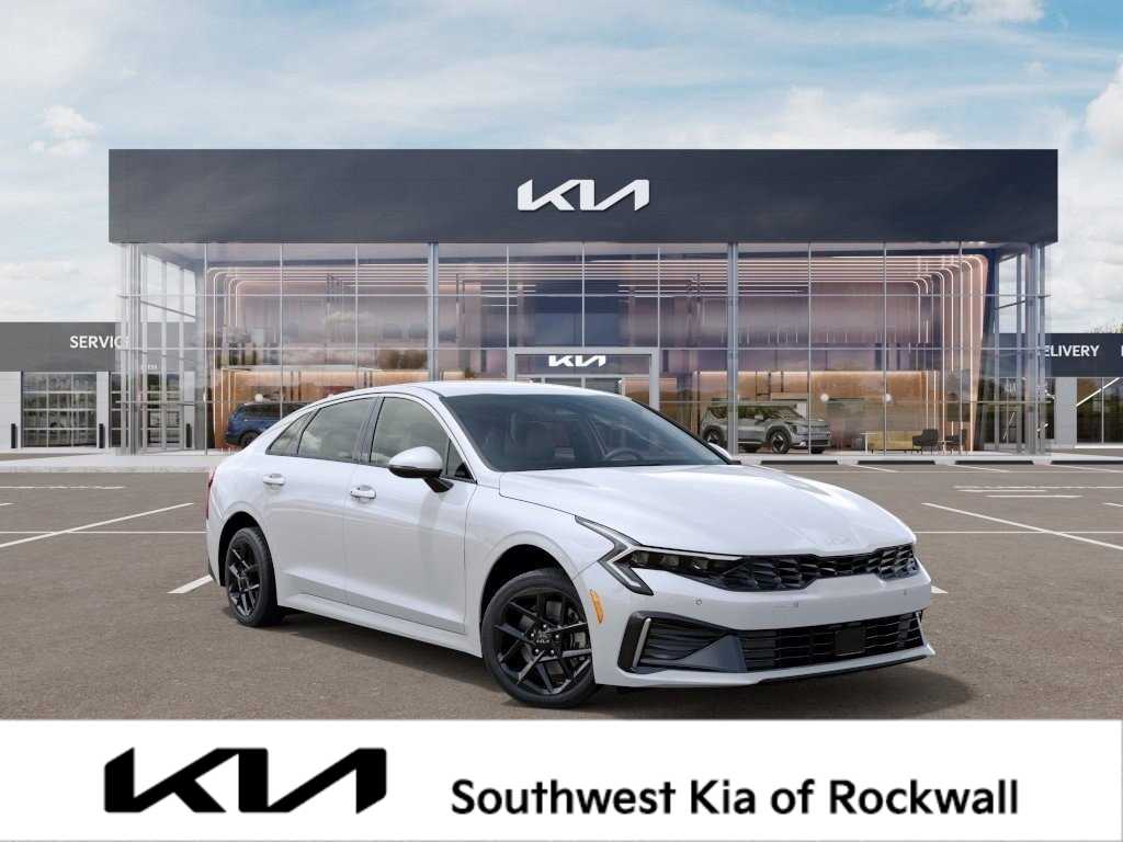 2025 Kia K5 LXS 8