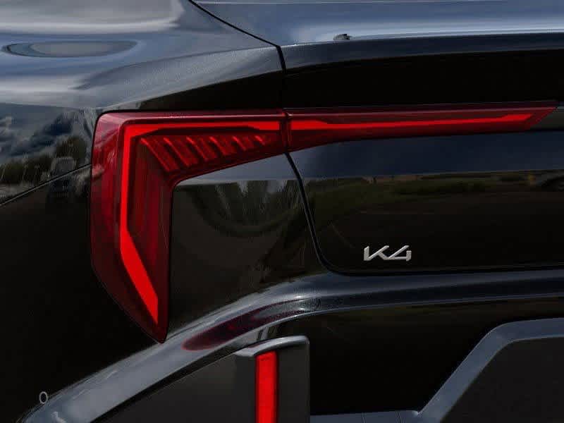 2025 Kia K4 GT-Line 11