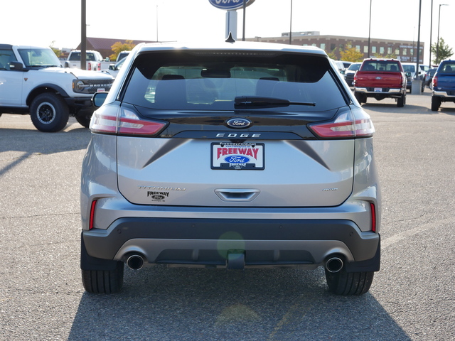 2021 Ford Edge Titanium 4