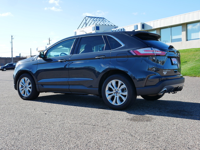 2021 Ford Edge Titanium 3