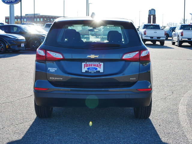 2019 Chevrolet Equinox LS 4