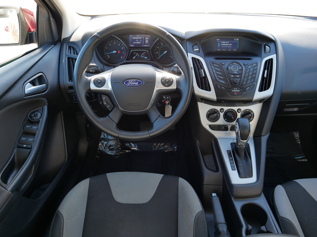 2014 Ford Focus SE 19