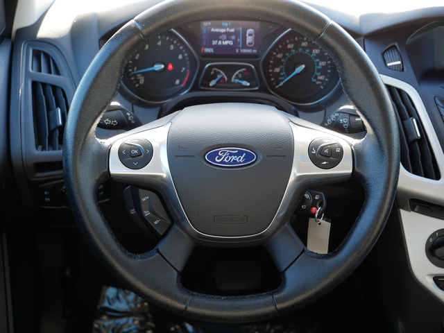 2014 Ford Focus SE 20