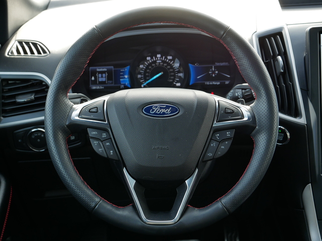 2022 Ford Edge ST Line 20