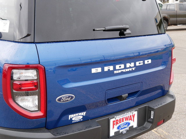 2024 Ford Bronco Sport Outer Banks  10