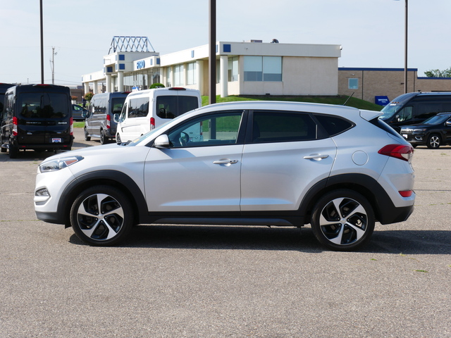 2016 Hyundai Tucson Sport 2