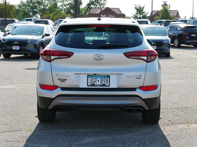 2016 Hyundai Tucson Sport 4