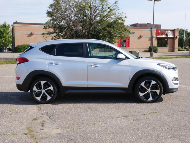 2016 Hyundai Tucson Sport 6