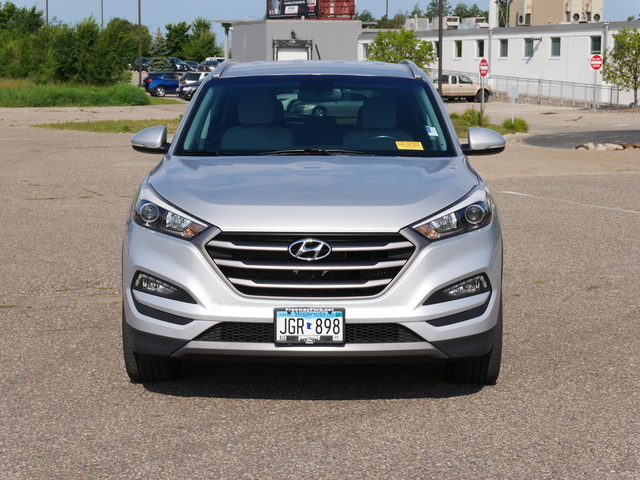 2016 Hyundai Tucson Sport 8