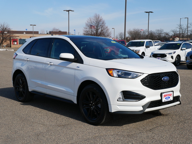 2024 Ford Edge ST Line  7