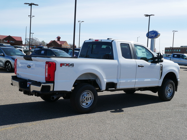 2024 Ford Super Duty F-250 SRW XL  5