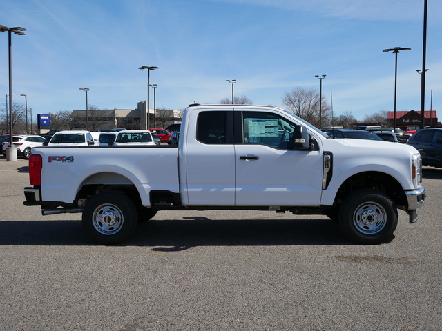 2024 Ford Super Duty F-250 SRW XL  6